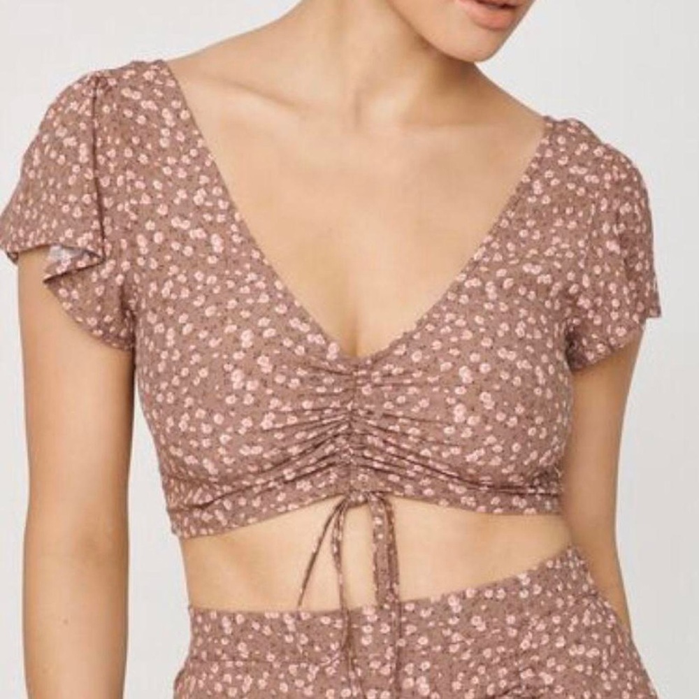 Garage Drawstring Crop Top- XL